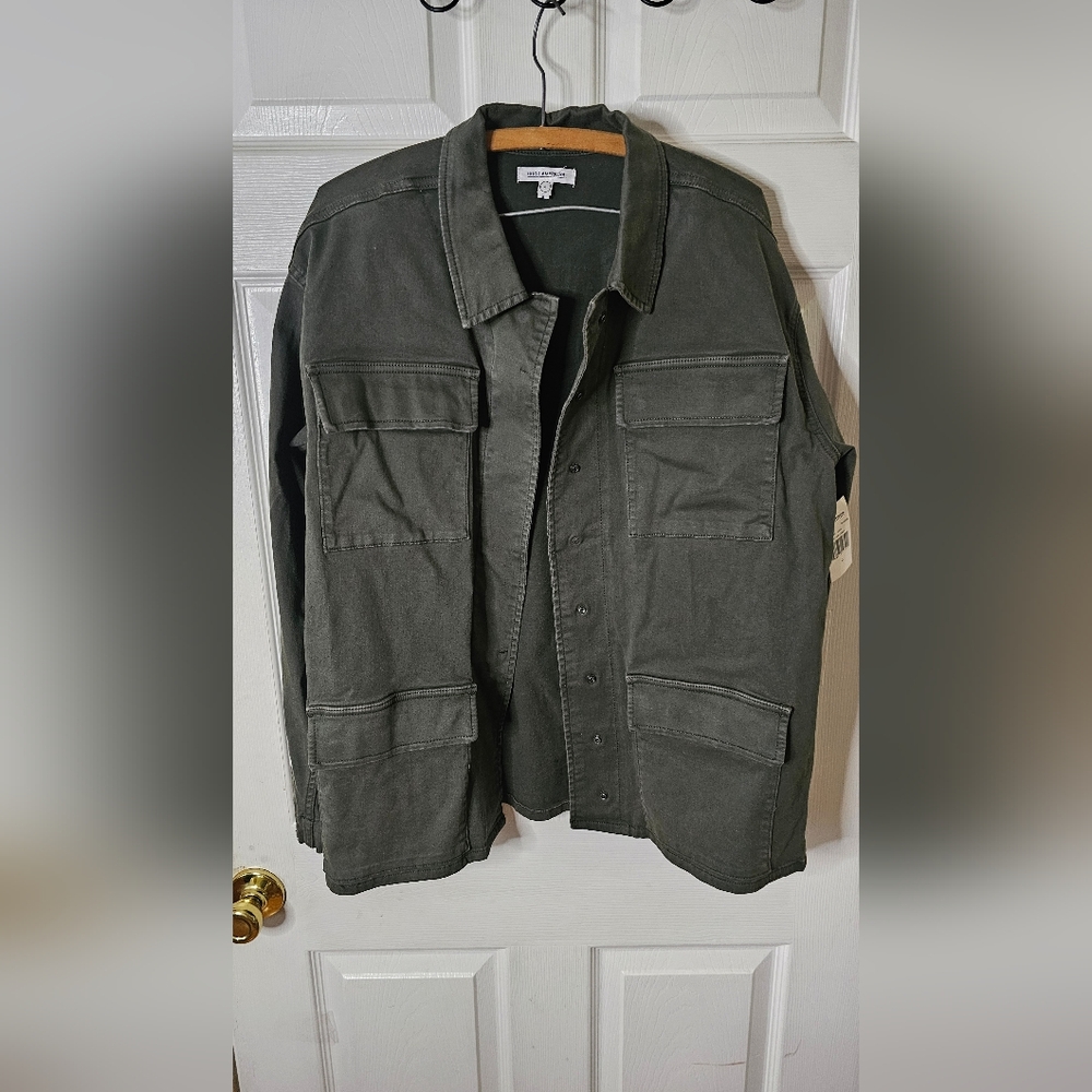 Good American The Utility Jacket in Olive Green. NWT but missing 1 snap